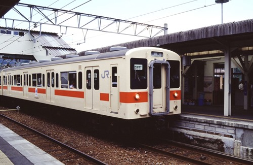 uji-02